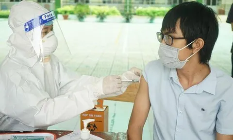 Bộ Y tế đồng ý rút ngắn khoảng cách giữa 2 mũi tiêm vắc-xin AstraZeneca