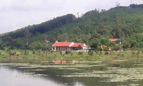 Xây dựng trái phép tràn lan trên đất nông nghiệp ở Thanh Hóa