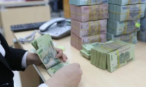 Chuyển tiền vào tài khoản 'tạm khóa báo có', chủ tài khoản có nhận được không?