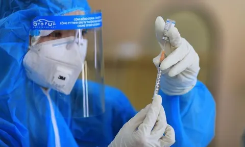 Dự kiến tiêm vaccine cho trẻ từ lứa tuổi cao xuống thấp