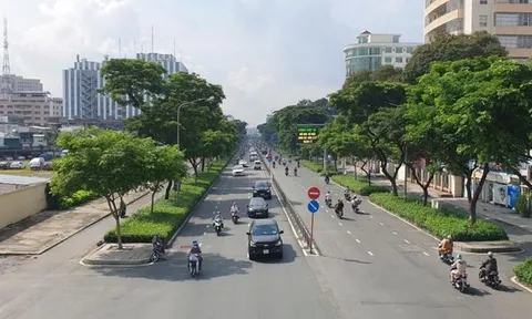 Tất cả quận, huyện đã kiểm soát dịch, vì sao TP.HCM chưa 'bình thường mới'?