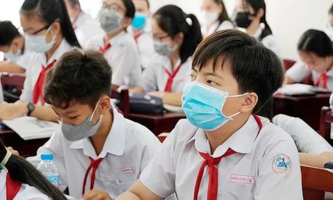 TP.HCM đề xuất hỗ trợ học phí cho học sinh trong học kỳ 1 năm học 2021-2022