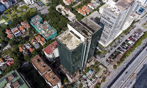 Cao ốc Apex Tower 15 triệu USD bỏ hoang trên đường Vành đai 3