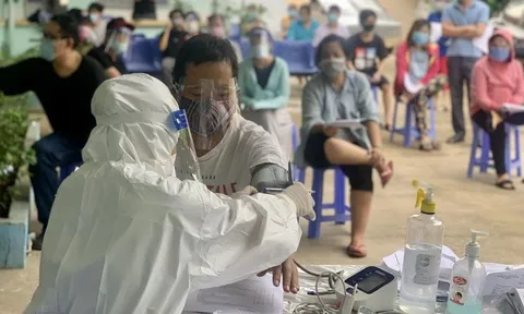 Các quận, huyện tại TP HCM phải công bố cấp độ dịch COVID-19 theo tuần