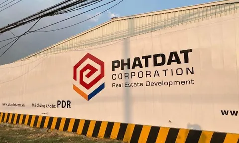 BĐS Phát Đạt: 'Âm' dòng tiền kinh doanh, phát hành trái phiếu để có tài chính