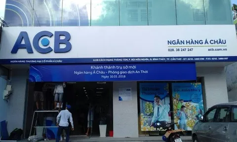 Lợi nhuận ACB đi ngang quý III, nợ xấu tăng gấp rưỡi