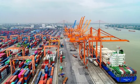 Toàn cảnh bức tranh kinh tế Việt Nam 10 tháng đầu năm 2021