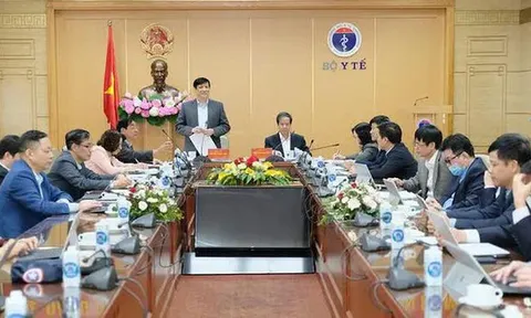 Bộ Y tế và Bộ GD-ĐT họp bàn trước khi mở cửa hàng loạt trường học
