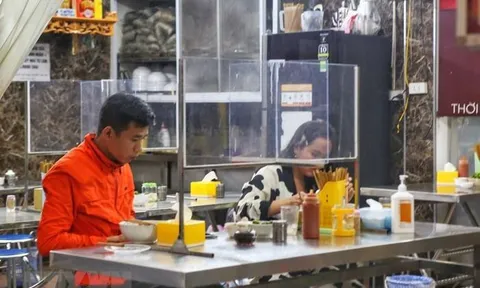 Nhà hàng, cơ sở kinh doanh ăn uống ở Hà Nội phải đóng cửa trước 21h