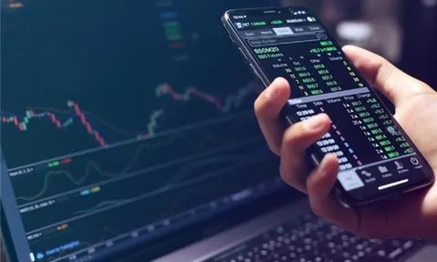 Cổ phiếu chứng khoán nổi sóng, VN-Index hồi phục