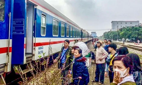 Đường sắt bắt đầu bán vé tàu Tết Nhâm Dần 2022