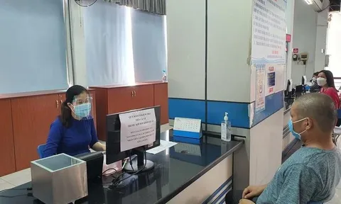 Ga Sài Gòn đìu hiu trong ngày đầu mở bán vé tàu Tết Nhâm Dần