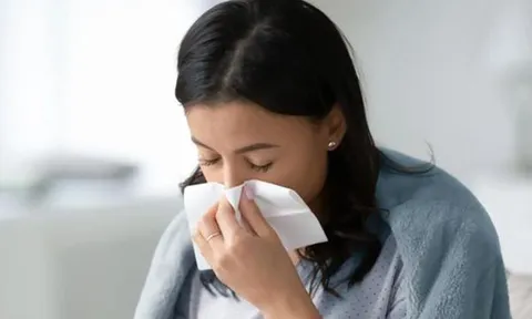 Các triệu chứng của Covid-19 ngày càng giống cảm lạnh