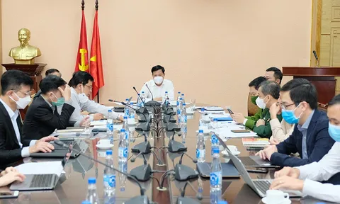 Thứ trưởng Bộ Y tế: 'Sau ngày 20/11 Bộ Y tế sẽ không cấp vaccine cho địa phương không gửi đề xuất'