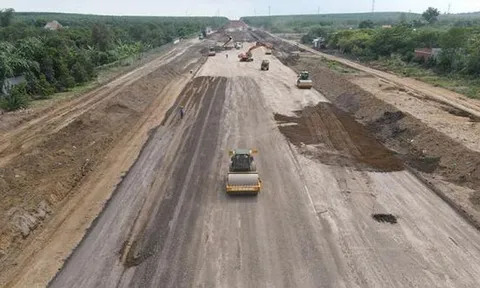 Nguy cơ bán 'chui' đất đắp nền tuyến cao tốc Bắc – Nam
