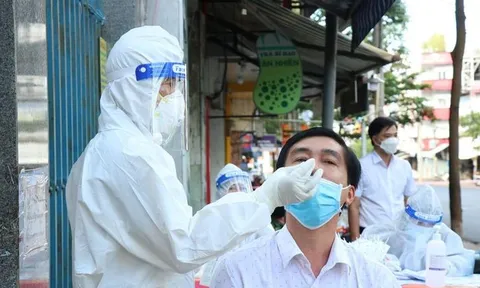 'Có thể xuất hiện làn sóng mới với biến chủng mới của dịch COVID-19'