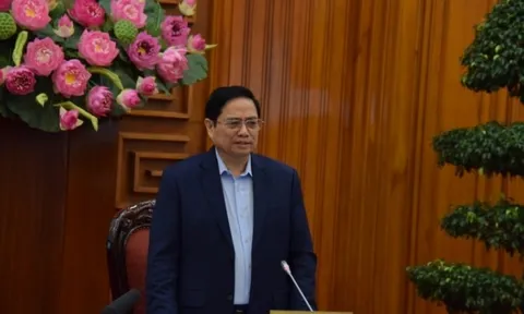 Thủ tướng: Sản xuất bằng được vaccine, thuốc điều trị Covid-19 ở trong nước