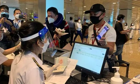 Cục Hàng không đề nghị cấm nhập cảnh hành khách đã qua 10 nước Châu Phi