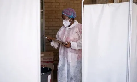 Biến thể Omicron khiến số ca mắc tăng 'chưa từng thấy' ở trẻ dưới 5 tuổi tại Nam Phi