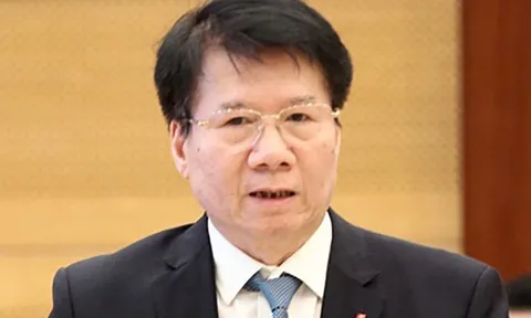 Bắt tạm giam Thứ trưởng Bộ Y tế Trương Quốc Cường