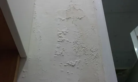 Chung cư An Trung 2: Cư dân khổ sở vì nước thấm dột từ nhà vệ sinh của nhau