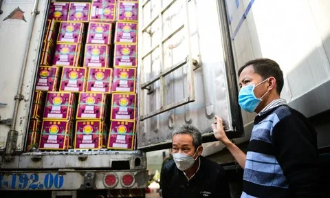 Doanh nghiệp lo lâm nợ khi hàng hóa mắc kẹt ở cửa khẩu