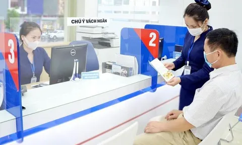 Lãi suất tiết kiệm tăng nóng: Kẻ mừng, người lo