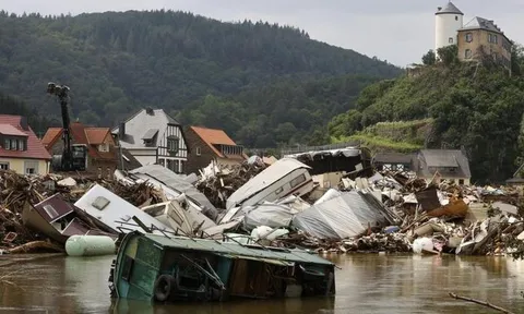 Sự tàn khốc của các thảm họa tự nhiên trong năm 2021 qua ảnh