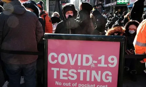 Omicron đã áp đảo biến thể Delta tại Mỹ