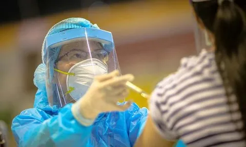 Tiêm vắc-xin mũi thứ 3 trong quý I/2022