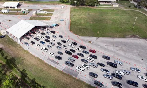 Mỹ lần đầu tiên ghi nhận hơn nửa triệu ca nhiễm trong một ngày