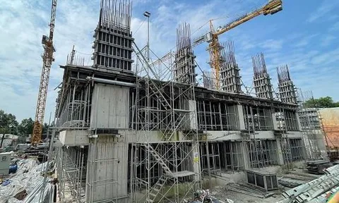 Bất chấp chưa có giấy phép, dự án C-River View của C-Holdings đã xây lên tầng 3