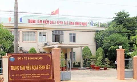 Lập hội đồng kiểm tra 'quà' Công ty Việt Á tặng Giám đốc CDC Bình Phước