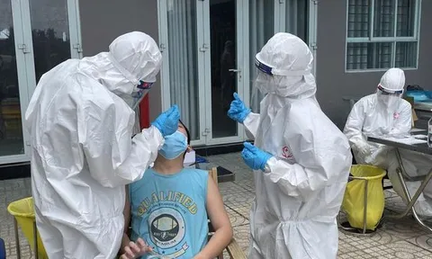 Công ty Việt Á nâng khống giá kit xét nghiệm lên khoảng 45%