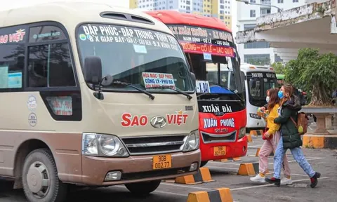Vé máy bay, tàu xe Tết còn hay hết, giá thế nào?