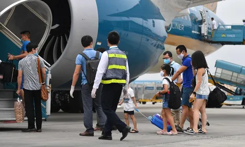 Những điều cần lưu ý khi đi máy bay dịp tết