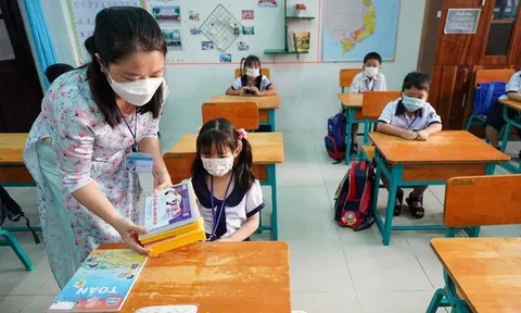 Học sinh lớp 6, tiểu học, mầm non ở TP.HCM đến trường từ 14/2