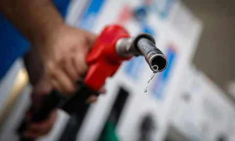 Doanh nghiệp xăng dầu rơi vào thế khó