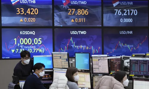 Chứng khoán châu Á hầu hết tăng, nhà đầu tư tiếp tục theo dõi tình hình Ukraine