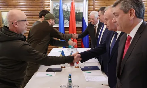 Nga và Ukraine đã đồng ý về hành lang nhân đạo và khả năng ngừng bắn