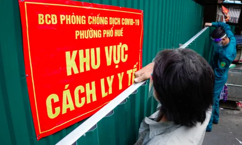 Ca COVID-19 tăng liên tục, cấp độ dịch 'vàng, cam, đỏ' tăng theo