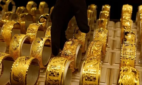 Quan ngại khủng hoảng Ukraine, giá vàng thế giới tăng trở lại