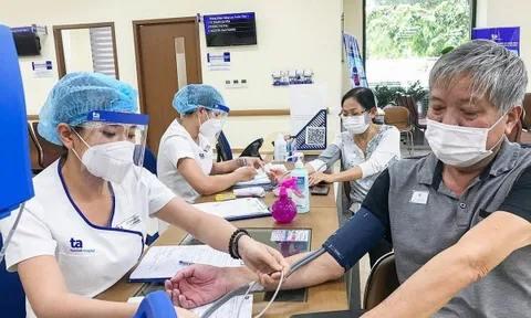 Người suy giảm miễn dịch được bảo vệ thế nào trước biến thể Omicron?