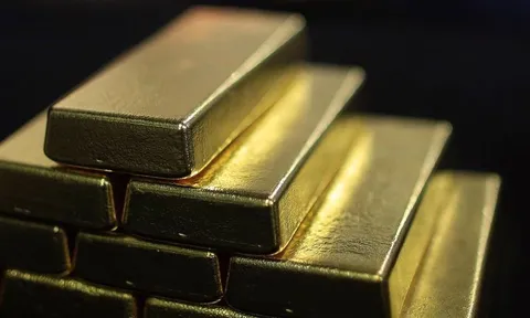 Giá vàng giằng co vì loạt yếu tố trái chiều