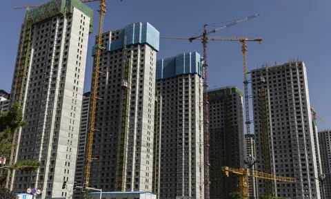 Đằng sau các khoản đầu tư siêu lợi nhuận vào ngành địa ốc Trung Quốc