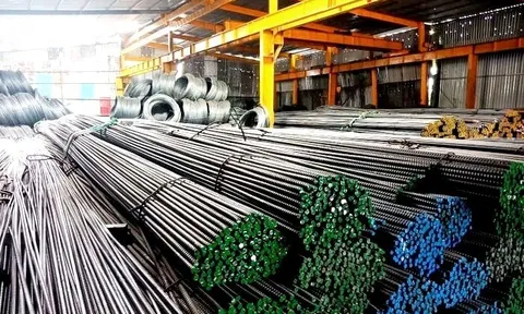 Giá xi măng, thép tăng mạnh ở quý I/2022