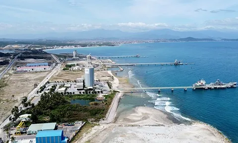 Khánh Hòa: Khu kinh tế Vân Phong sẽ có sân bay phục vụ charter