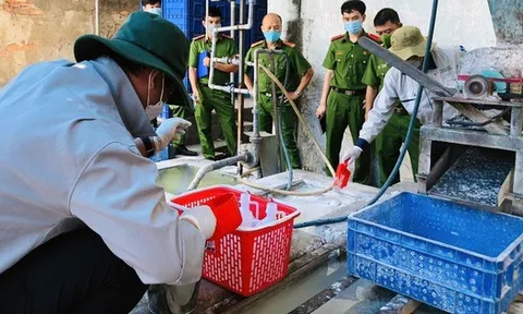 Phát hiện hơn 42 tấn chất thải nguy hại tại xí nghiệp của Công ty Điện Quang