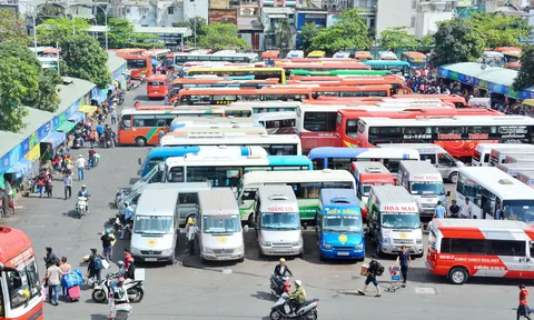 Giá xăng dầu tăng 'nhảy vọt' đã tác động đến cước vận tải ra sao?