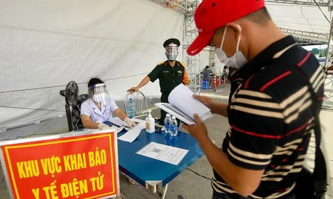 Việt Nam sẽ bỏ khai báo y tế nội địa